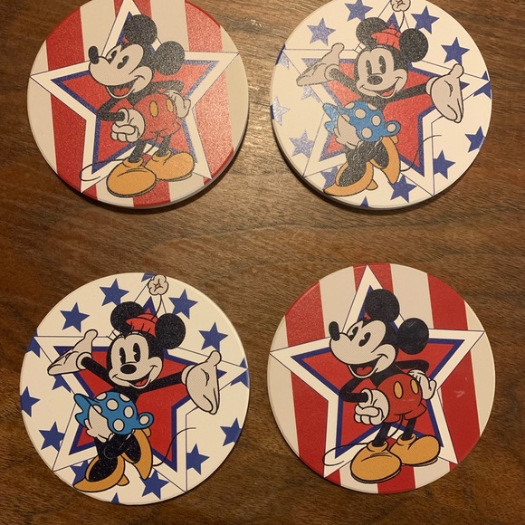 🔥3 for $20🔥Disney coaster set - Picture 2 of 2
